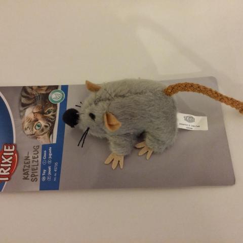 troc de  Neuf Jouet souris pour chat marque Trixie, avec herbe à chat (réservé sissi), sur mytroc