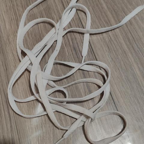 troc de  Paire de lacets, sur mytroc