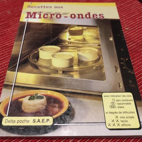 troc de  Livre de recettes pour micro-ondes, sur mytroc