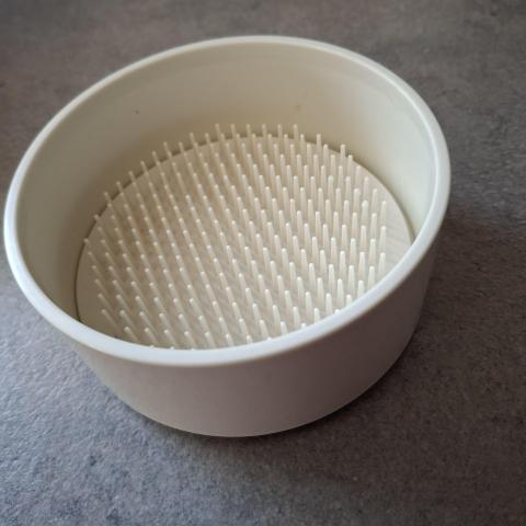troc de  JE RECHERCHE CE TUPPERWARE, sur mytroc