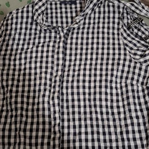 troc de  Chemise 46/48, sur mytroc