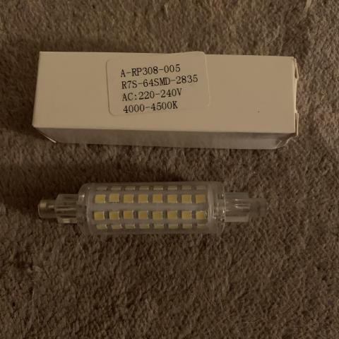 troc de  Ampoule LED R7S 78 mm 12W, sur mytroc