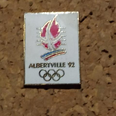 troc de  Pin's sans attache, sur mytroc