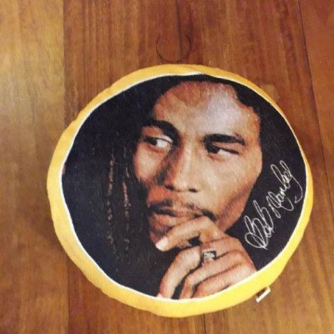 troc de  Coussin Bob Marley, sur mytroc
