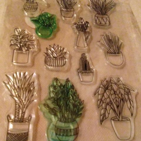 troc de  lot tampons, loisirs créatifs, très bon état, sur mytroc