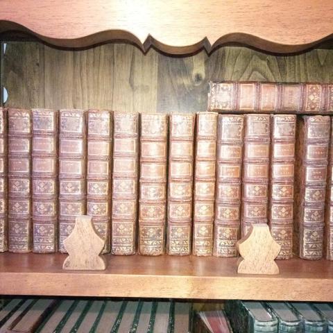 troc de  Livres anciens de collection, belles reliures, livres rares, sur mytroc