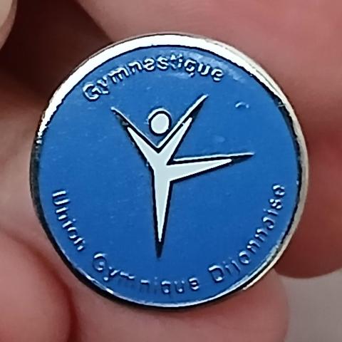 troc de  Reserver. STÉPHANIE Un Pins, sur mytroc