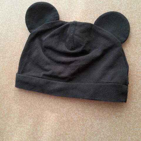 troc de  Bonnet bébé taille 0 à 1 mois, sur mytroc