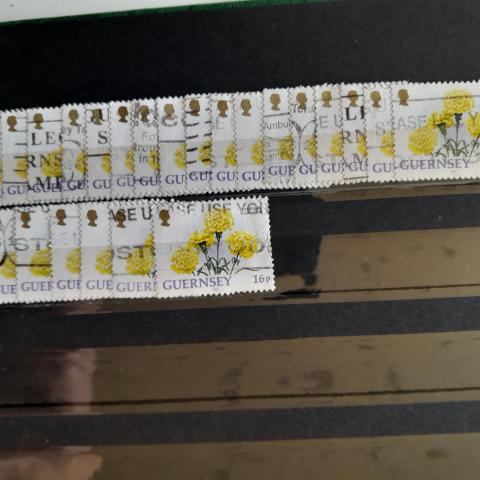 troc de  Echange timbres de Guernesey contre flyer uniquement, sur mytroc