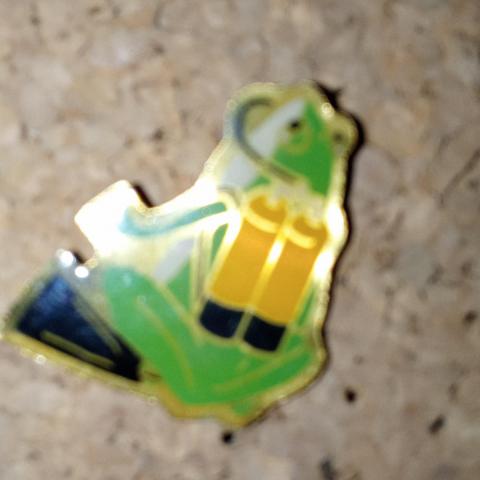 troc de  pin's plongeur sans attache, sur mytroc