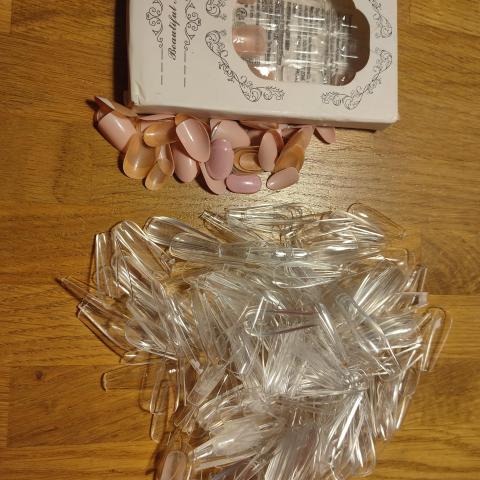 troc de  Lot ongles, sur mytroc