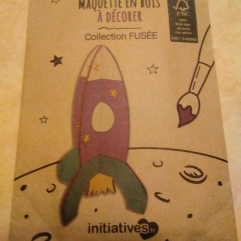 troc de  maquette en bois, NEUF, sur mytroc