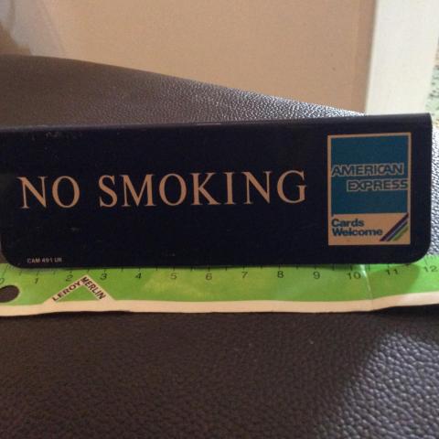 troc de  No smoking 12 cm h 3 cm, sur mytroc