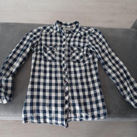 troc de  Chemise Stradivarius 14 ans TBE, sur mytroc