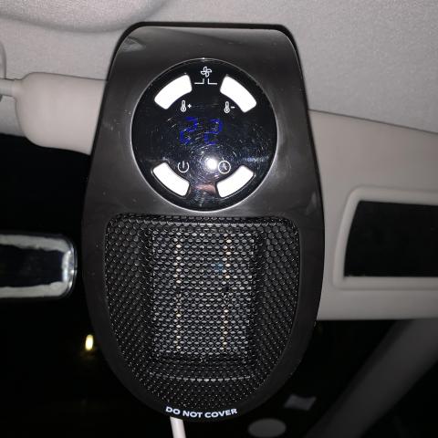 troc de  Chauffage prise mural 500w réglable, sur mytroc