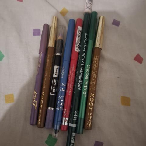 troc de  Lot crayons maquillage, sur mytroc