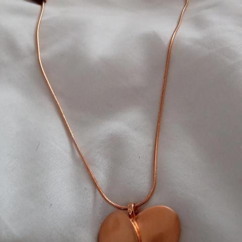 troc de  Reserver  Collier Femme Coeur Cuivré, sur mytroc