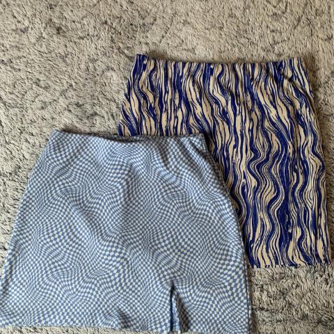 troc de  Jupes courtes taille S, sur mytroc