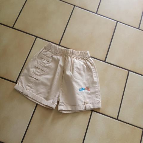 troc de  Short 1 an  neuf little pirate, sur mytroc