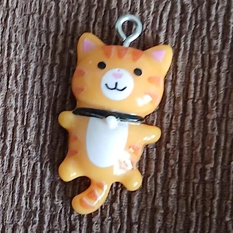 troc de  Reserver Ventura Pendentif  Fantaisies, sur mytroc