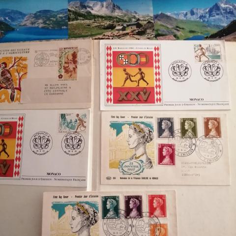 troc de  timbres de Monaco contre Tablette, sur mytroc