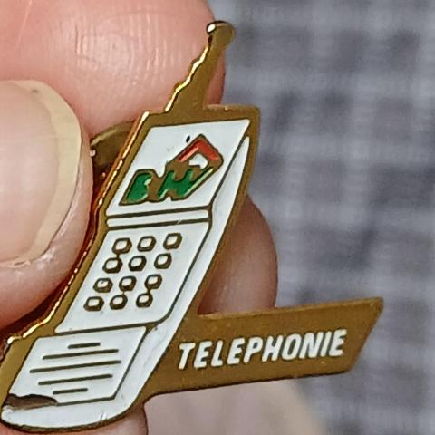 troc de  Un Pins TELEPHONIE', sur mytroc