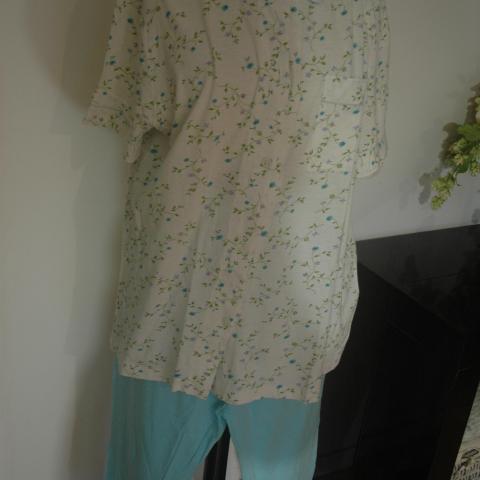 troc de  Pyjama femme 46/48, sur mytroc