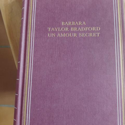 troc de  Livre - Un amour secret de Barbara Taylor Bradford, sur mytroc