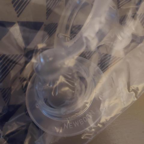 troc de  Tétines mam qui étaient en trop non utilisées, sur mytroc