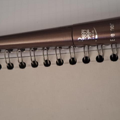 troc de  Oeil liner marron, sur mytroc