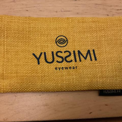 troc de  Étui jaune, sur mytroc