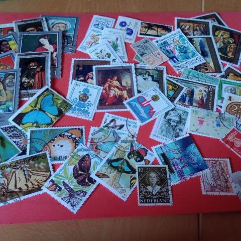 troc de  RESERVE Lot 50 timbres étrangers (lot D), sur mytroc