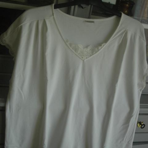 troc de  Haut femme KIABI, sur mytroc