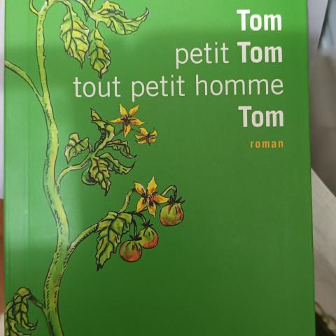 troc de  Livre "Tom. Petit homme. Tout petit homme.", sur mytroc