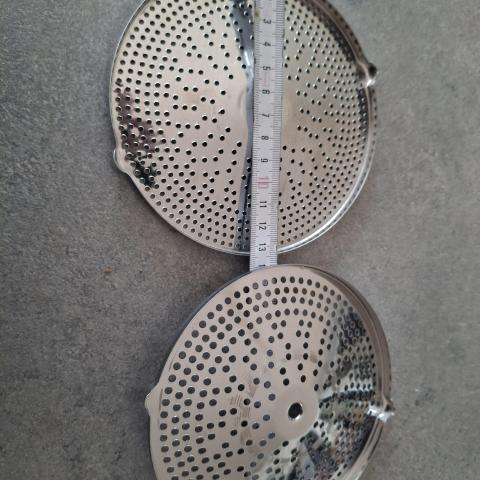 troc de  Grilles moulin a,légumes neuves, sur mytroc