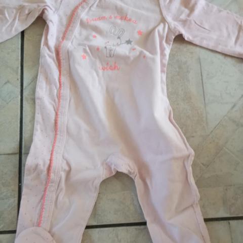 troc de  pyjama neuf kiabi 12 mois, sur mytroc