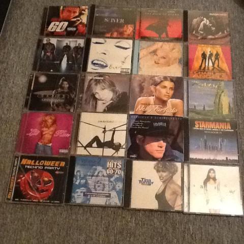 troc de  CDs albums divers, sur mytroc