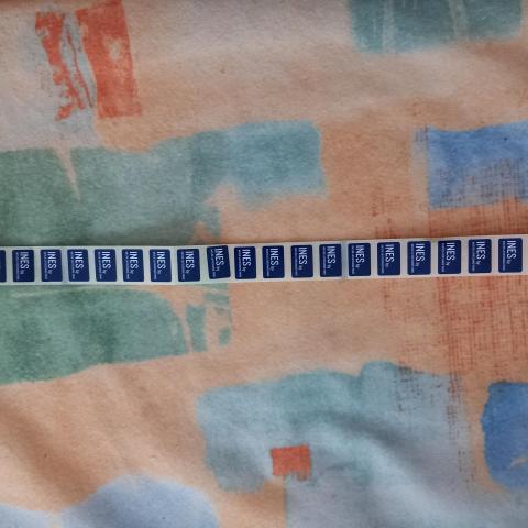 troc de  25 Vignettes U Ines de la Fressange envoi compris, sur mytroc