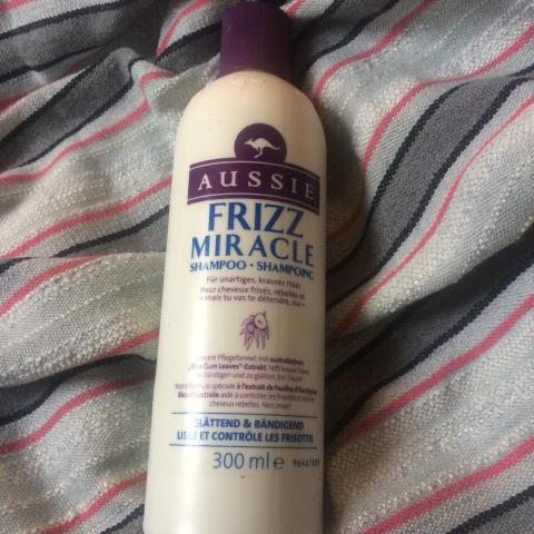 troc de  Shampoing Frizz Miracle Jamais utilisé, sur mytroc