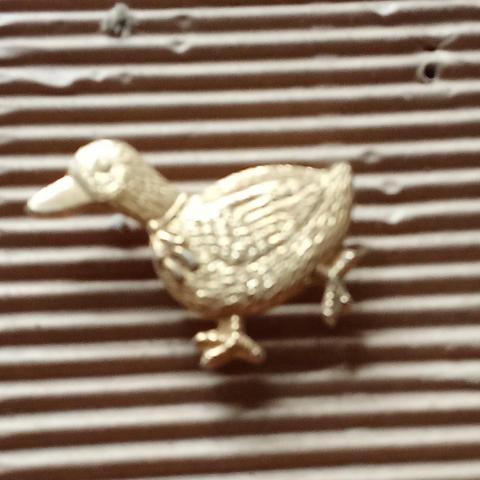 troc de  pin's canard réserver lilas91, sur mytroc