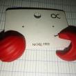 troc de troc boucles d'oreilles en résine neuve image 0