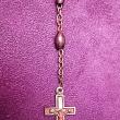 troc de troc pendentif croix avec jésus. image 0