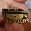 troc de troc reserver. un pins ' philips cd. video ' image 0