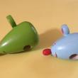 troc de troc réservé jouet bois - 2 têtes de souris - verte et bleue image 1