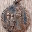 troc de troc une médaille pendentif de l appartion de la sainte vierge image 2