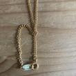 troc de troc chaîne dorée avec pendentif imitation diamant image 2