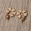 troc de troc reserver troqueuse une paire de boucle d oreille image 0