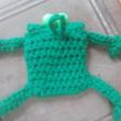 troc de troc petite grenouille-pochette au crochet faite main image 2