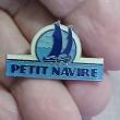 troc de troc reserver troqueuse  un pins ' petit navire ' image 1