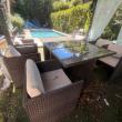 troc de troc table de jardin 6 sièges et trois poufs image 0